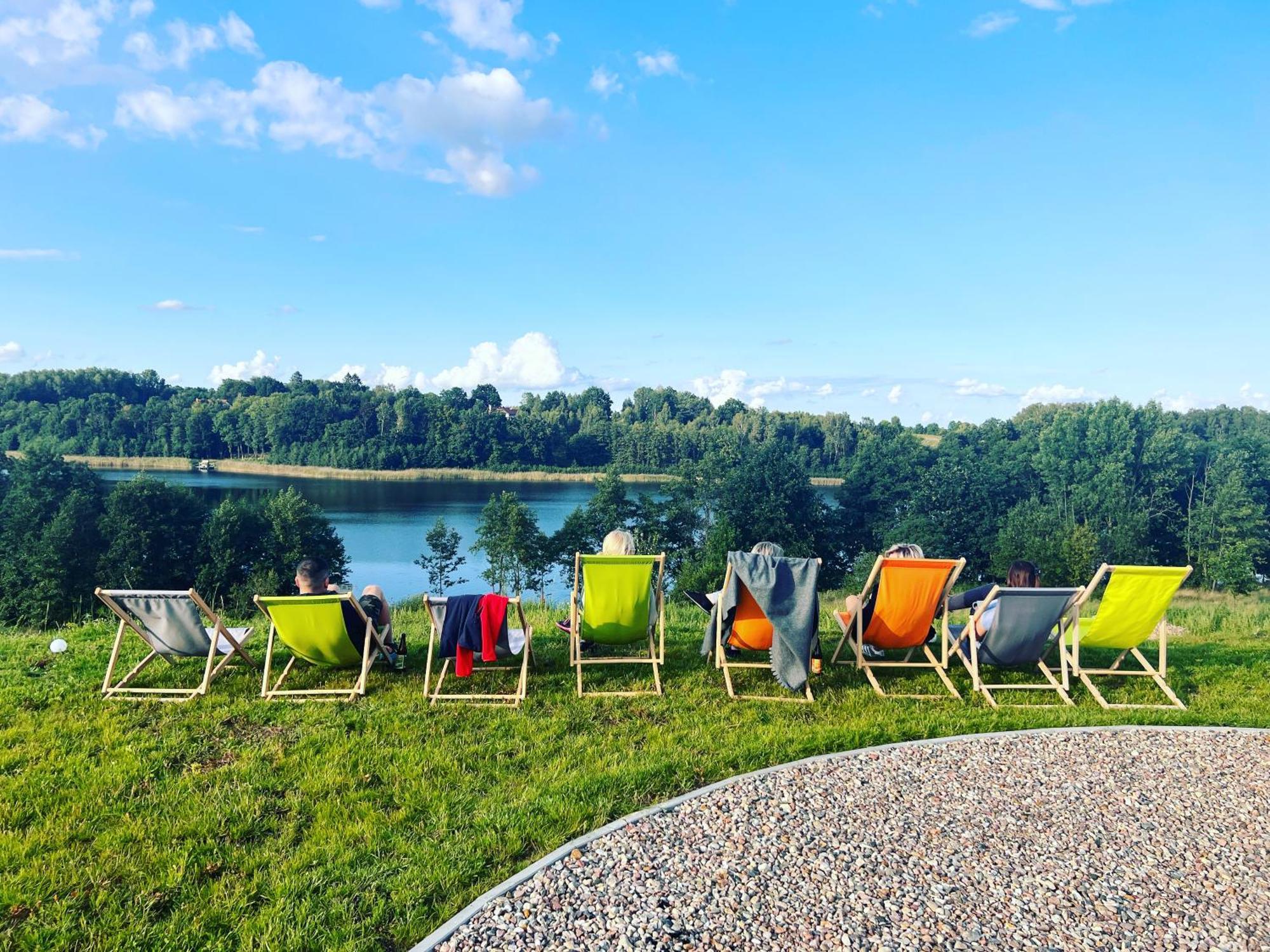 Nad Kamieniem - Domki Caloroczne Dolgie Exteriör bild