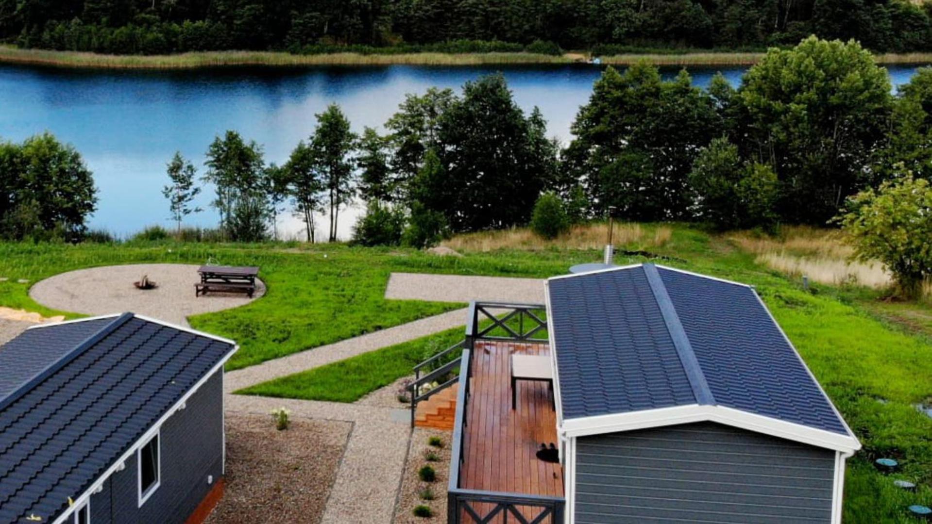Nad Kamieniem - Domki Caloroczne Dolgie Exteriör bild